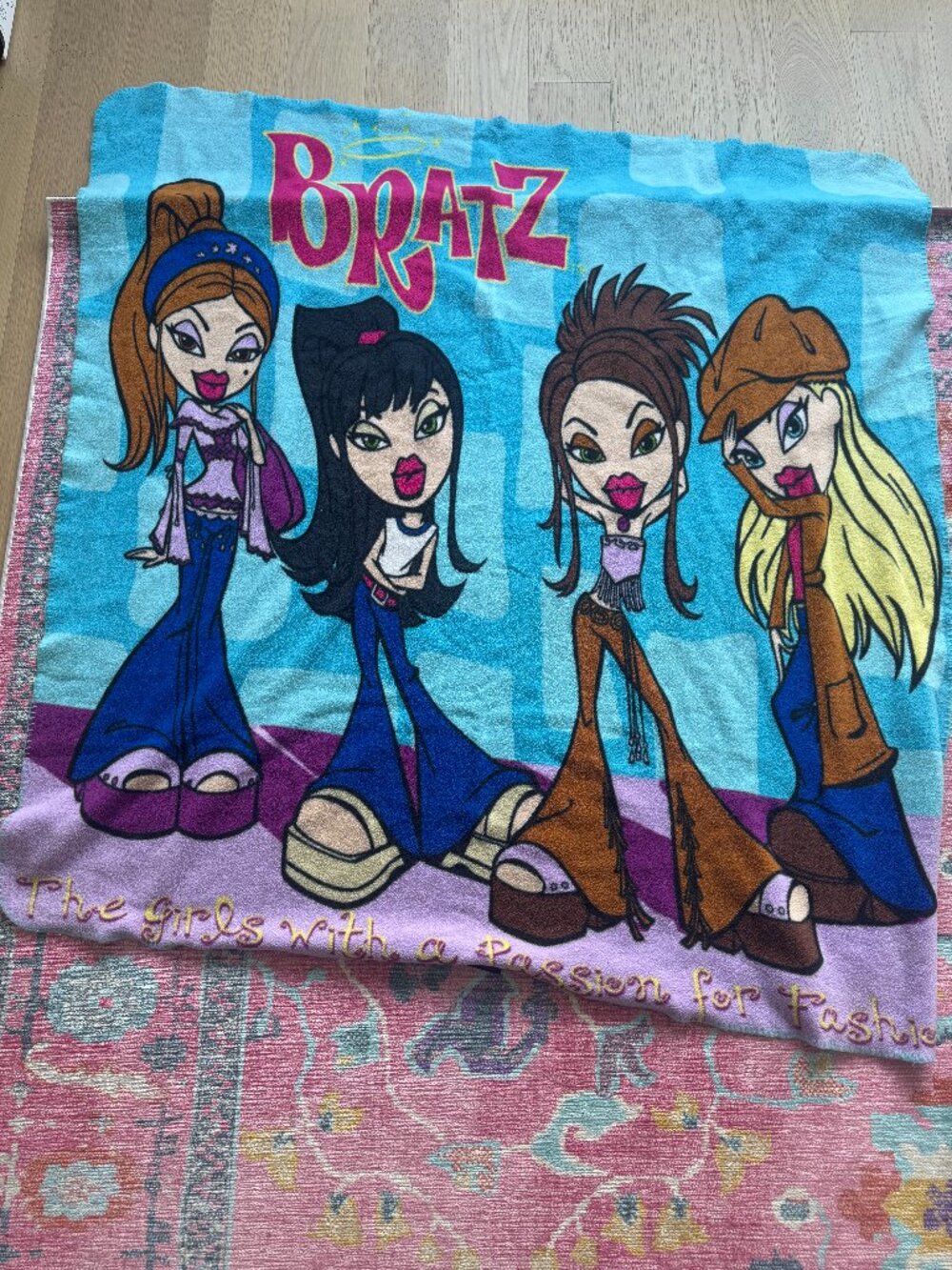 2004 BRATZ FLEECE BLANKET